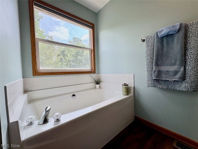 266 Ruby Lane, Streetsboro, OH 44241