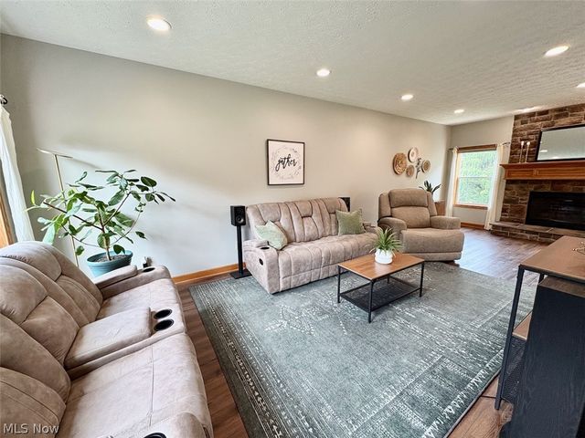 266 Ruby Lane, Streetsboro, OH 44241