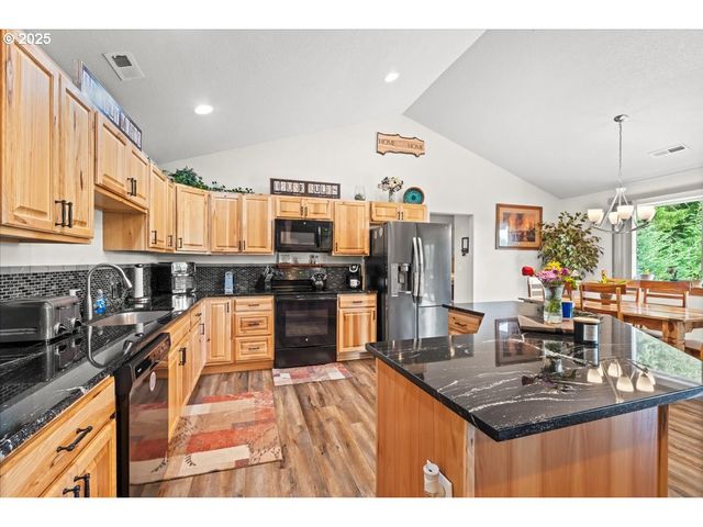 15502 Nw OLD PUMPKIN RIDGE Rd, North Plains, OR 97133
