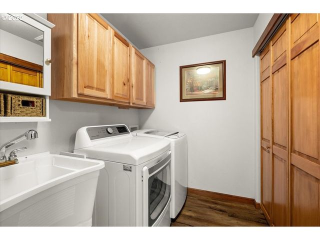 15502 Nw OLD PUMPKIN RIDGE Rd, North Plains, OR 97133