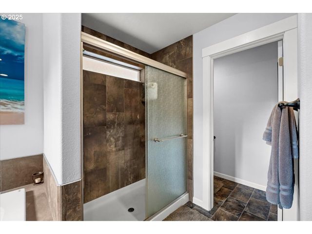 15502 Nw OLD PUMPKIN RIDGE Rd, North Plains, OR 97133