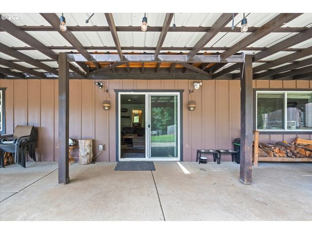 15502 Nw OLD PUMPKIN RIDGE Rd, North Plains, OR 97133