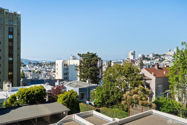 1940 Broadway Street 2W, San Francisco, CA 94109