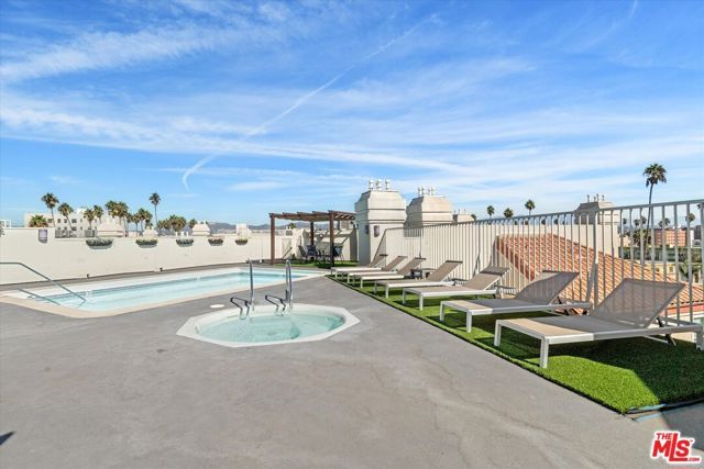 620 S Gramercy Place 234, Los Angeles, CA 90005