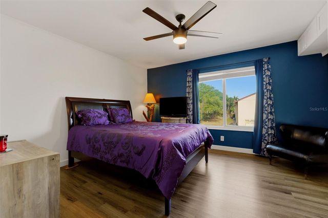 2613 PINE LAKE TERRACE D, Sarasota, FL 34237