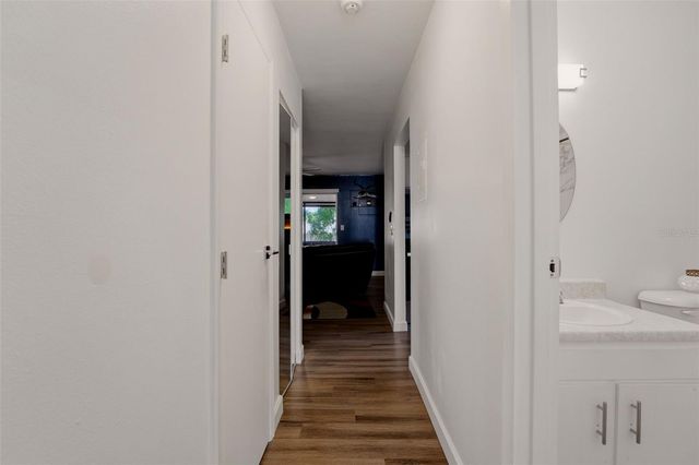 2613 PINE LAKE TERRACE D, Sarasota, FL 34237