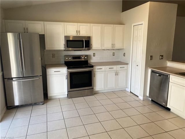 1309 SW 14th TER, Cape Coral, FL 33991