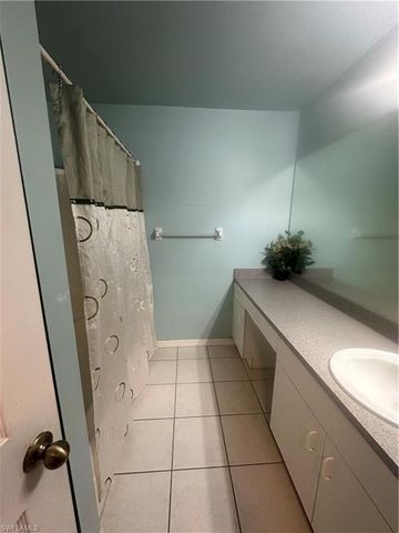 1309 SW 14th TER, Cape Coral, FL 33991