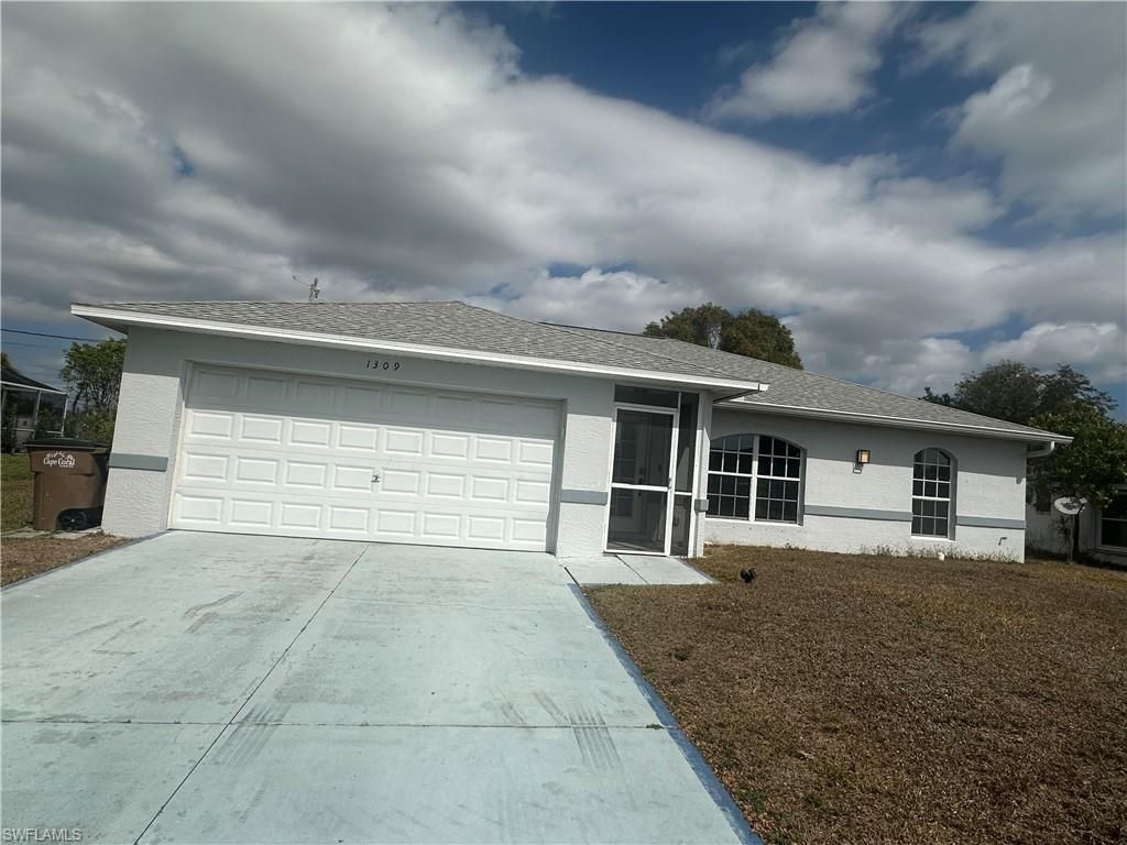 1309 SW 14th TER, Cape Coral, FL 33991