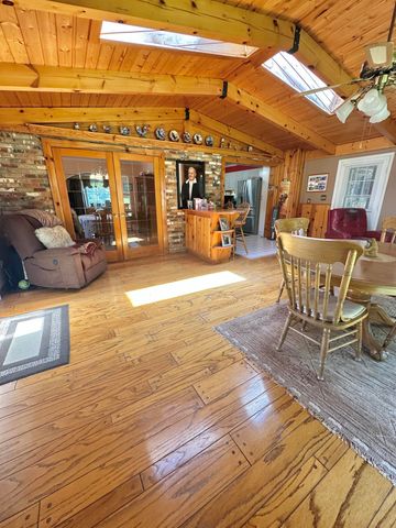 4801 Nicelytown RD, Clifton Forge, VA 24422