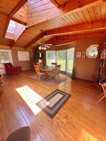 4801 Nicelytown RD, Clifton Forge, VA 24422