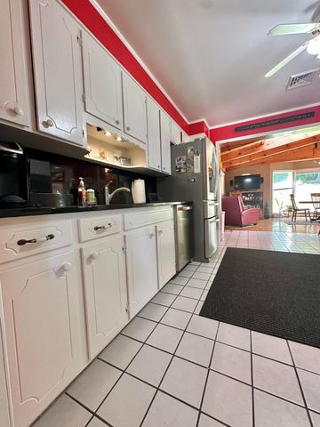 4801 Nicelytown RD, Clifton Forge, VA 24422