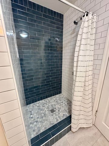 4801 Nicelytown RD, Clifton Forge, VA 24422