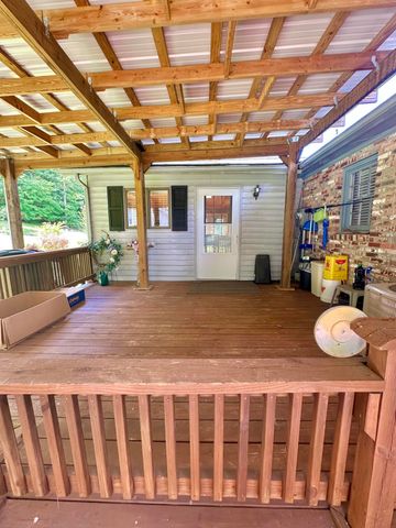 4801 Nicelytown RD, Clifton Forge, VA 24422