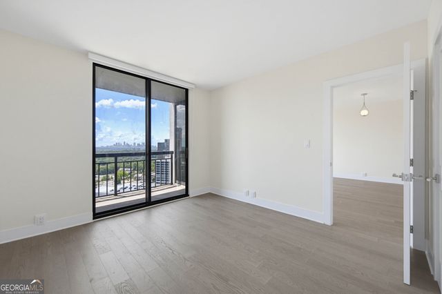 3481 Lakeside Drive NE 2706, Atlanta, GA 30326