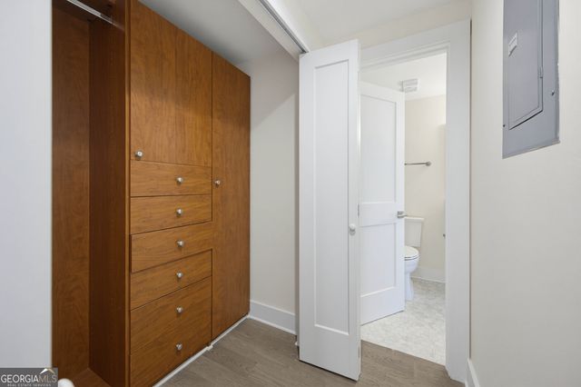 3481 Lakeside Drive NE 2706, Atlanta, GA 30326