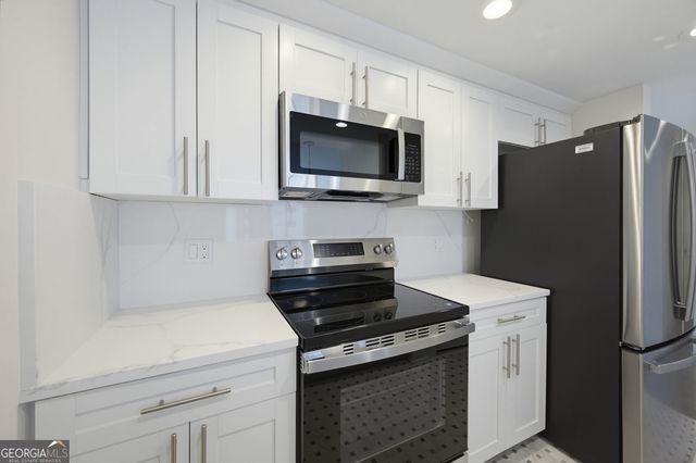 3481 Lakeside Drive NE 2706, Atlanta, GA 30326