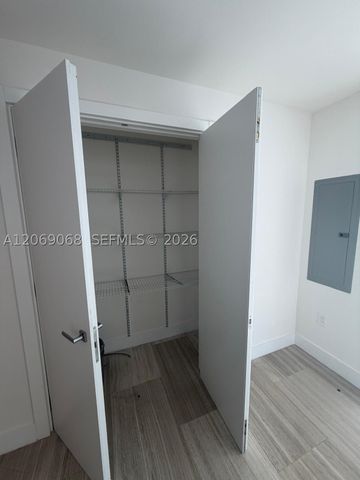 1451 Brickell Avenue 2706, Miami, FL 33131