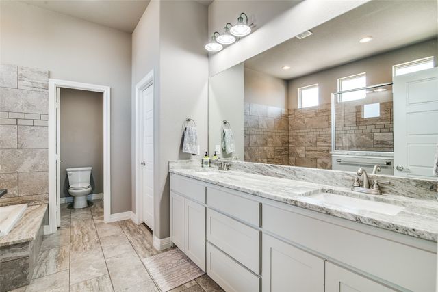 6565 Oak Point Circle, Royse City, TX 75189