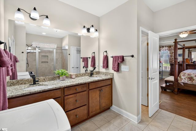 700 Ridgeville Crossing Drive, Inman, SC 29349