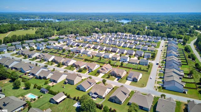 700 Ridgeville Crossing Drive, Inman, SC 29349