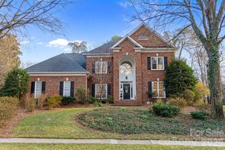 12018 Delmahoy Drive, Charlotte, NC 28277