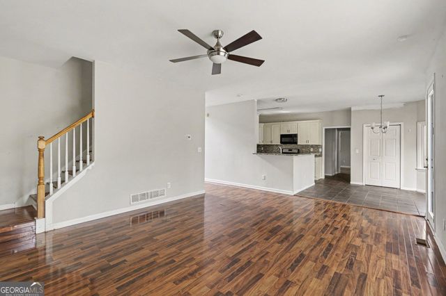 1217 Kingsbury Lane, Powder Springs, GA 30127