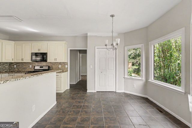 1217 Kingsbury Lane, Powder Springs, GA 30127