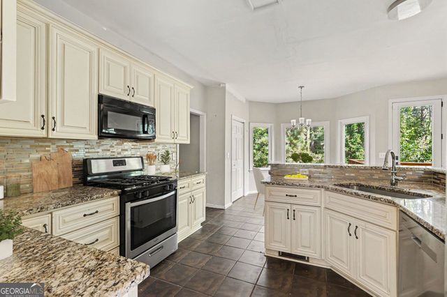 1217 Kingsbury Lane, Powder Springs, GA 30127