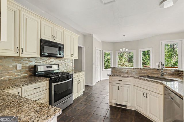 1217 Kingsbury Lane, Powder Springs, GA 30127