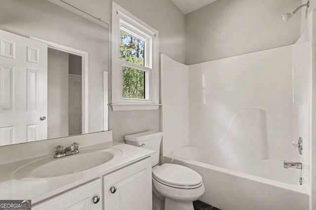 1217 Kingsbury Lane, Powder Springs, GA 30127