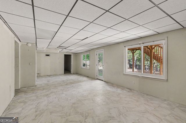 1217 Kingsbury Lane, Powder Springs, GA 30127