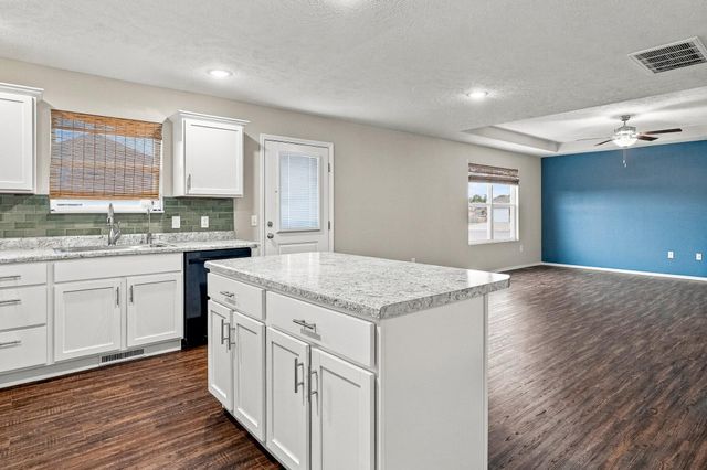 310 W Granada Street, Republic, MO 65738
