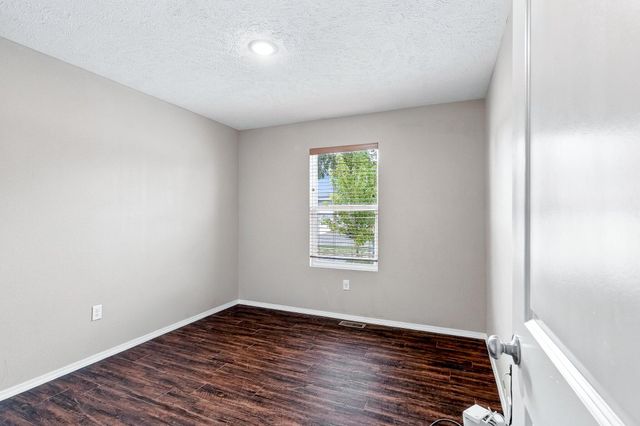 310 W Granada Street, Republic, MO 65738