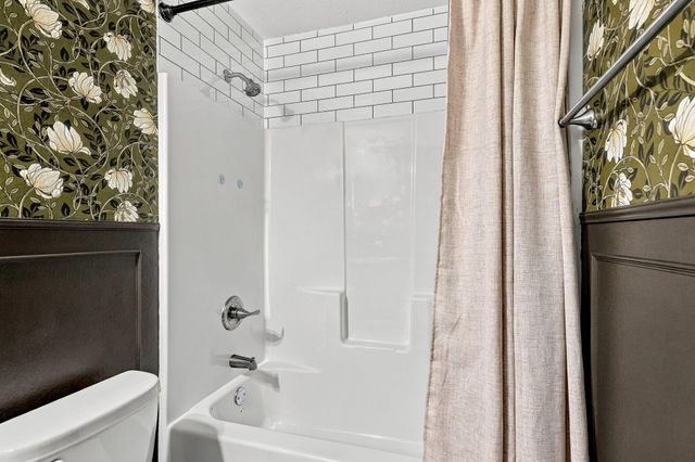 310 W Granada Street, Republic, MO 65738