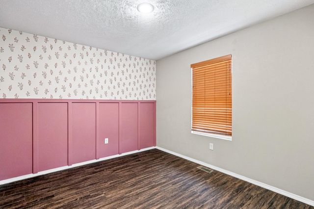 310 W Granada Street, Republic, MO 65738