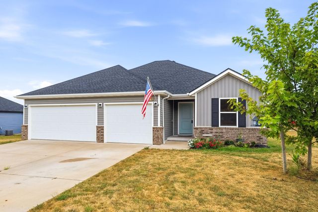 310 W Granada Street, Republic, MO 65738