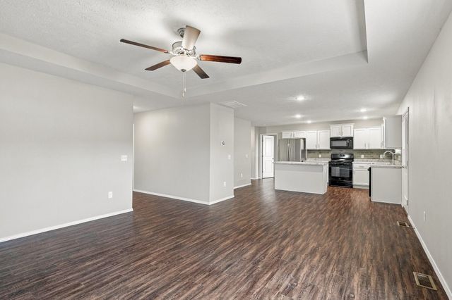 310 W Granada Street, Republic, MO 65738