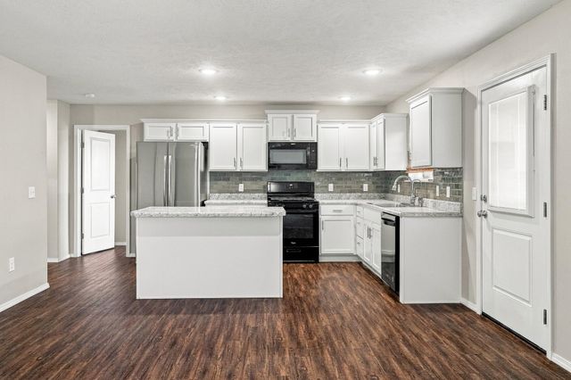 310 W Granada Street, Republic, MO 65738