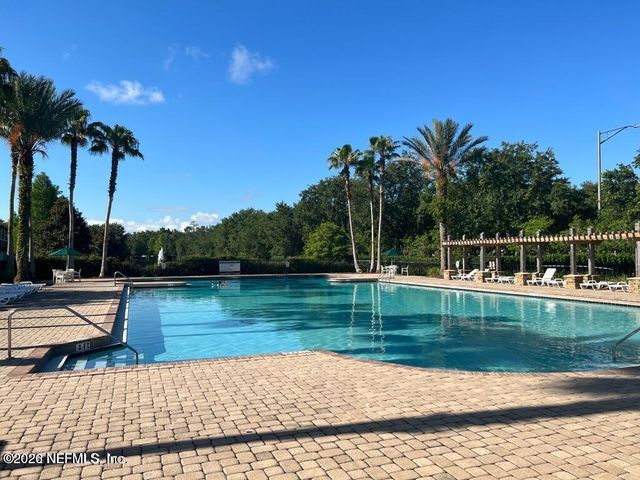 6138 CLEARSKY Drive, Jacksonville, FL 32258