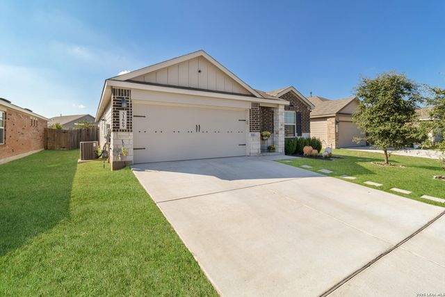 31669 far away, Bulverde, TX 78163