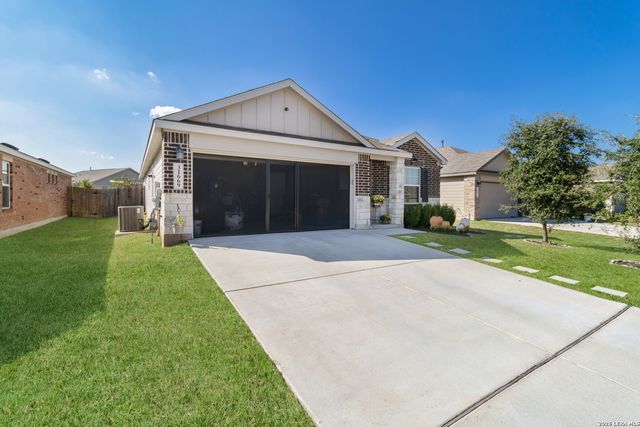 31669 far away, Bulverde, TX 78163