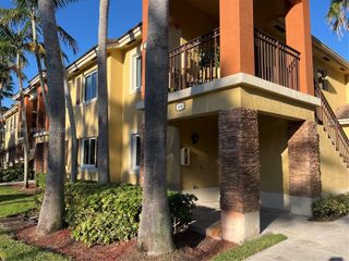 985 NE 33rd Terrace 104, Homestead, FL 33033