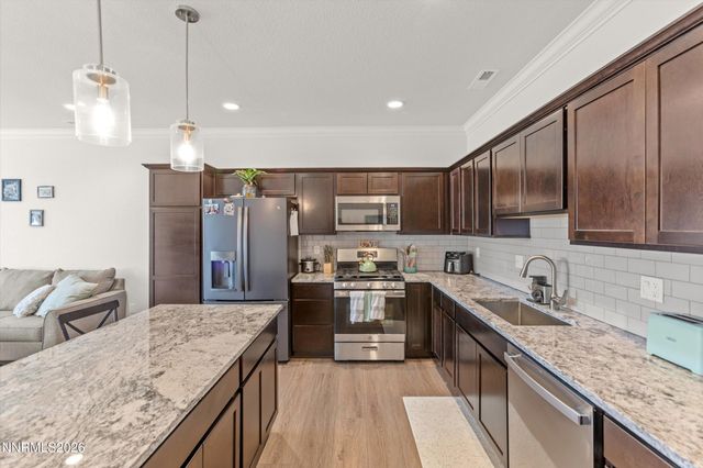 18661 Village Center Drive, Reno, NV 89508