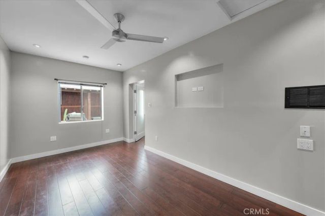 744 Flower Avenue, Venice, CA 90291
