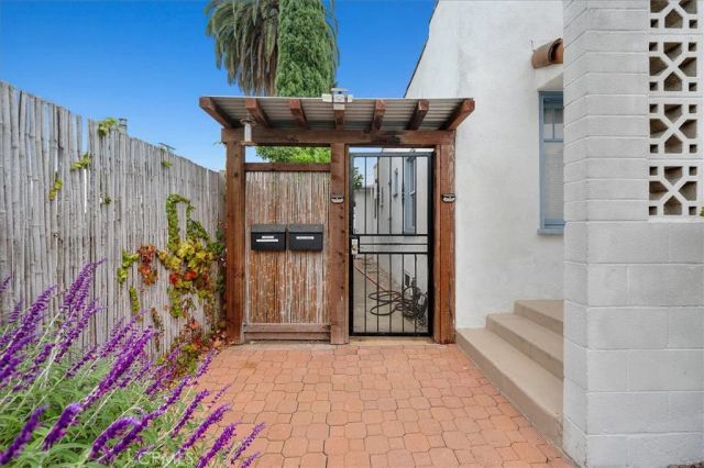 744 Flower Avenue, Venice, CA 90291