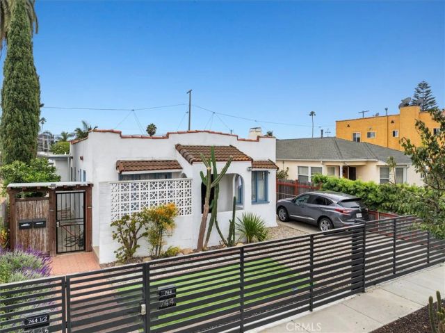 744 Flower Avenue, Venice, CA 90291