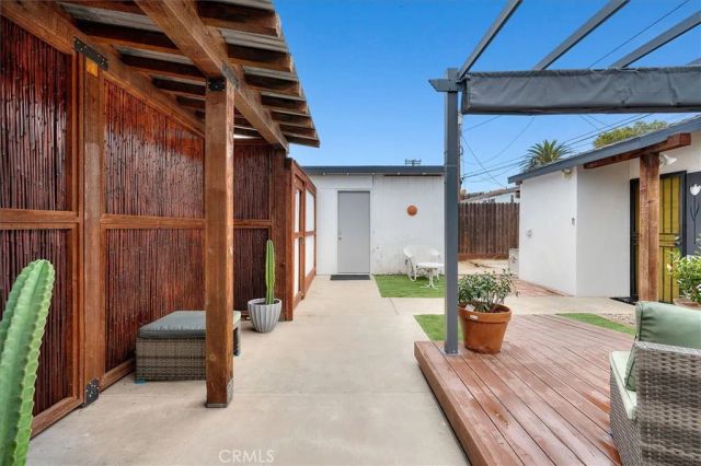 744 Flower Avenue, Venice, CA 90291
