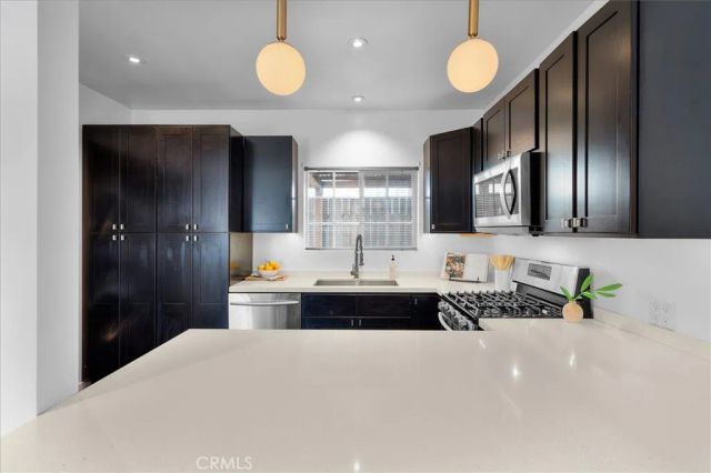 744 Flower Avenue, Venice, CA 90291