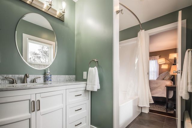 189 College Street, Poultney, VT 05764